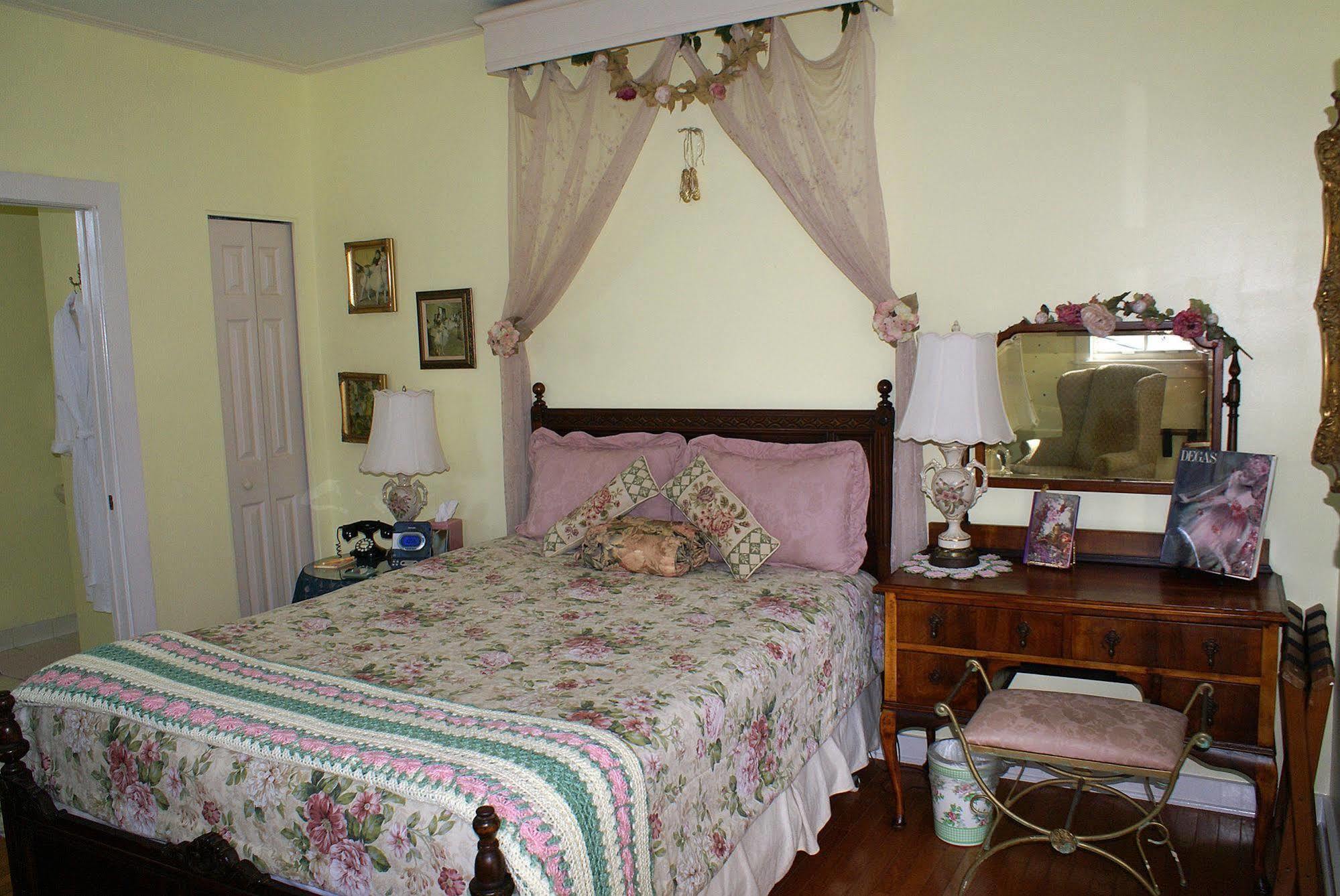 Sabal Palm House Bed And Breakfast Lake Worth Beach Zewnętrze zdjęcie